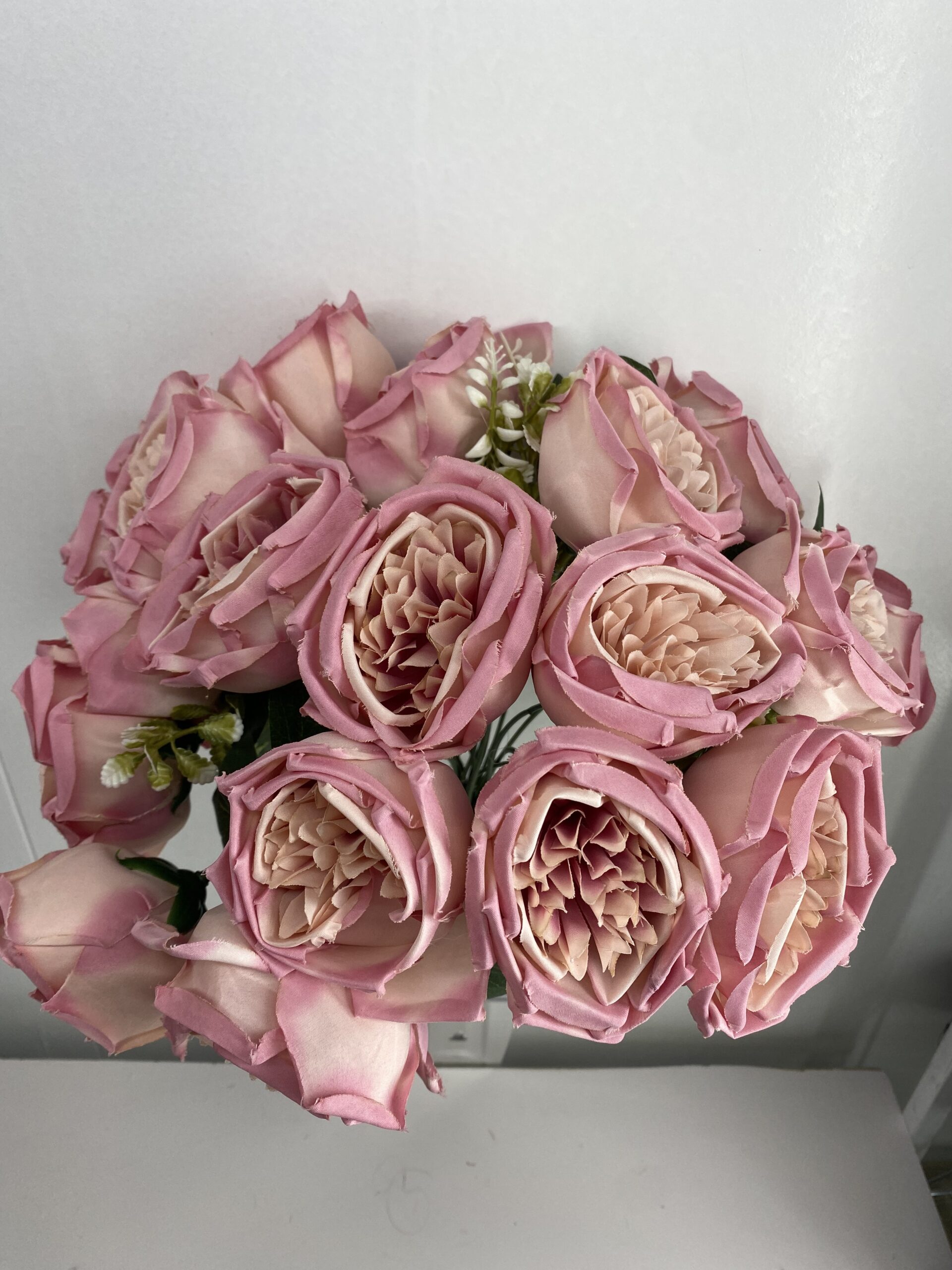 BS59 roses in a bunch with 18 heads | X&L Flower House/Wedding and ...