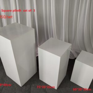 AI108 Acrylic square plinth in white and clear set of 3 sizes