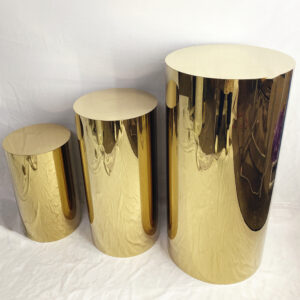AI40 Shiny gold plinths set of 3