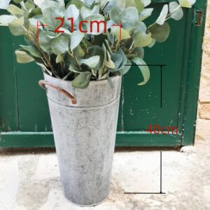 CV07012 pot made out of metal (doesn't come with the leaves)